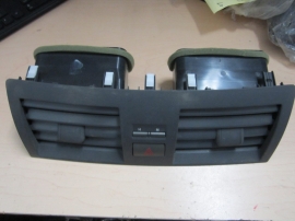 Toyota - AIR VENT HAZARD SWITCH- 84332 06100